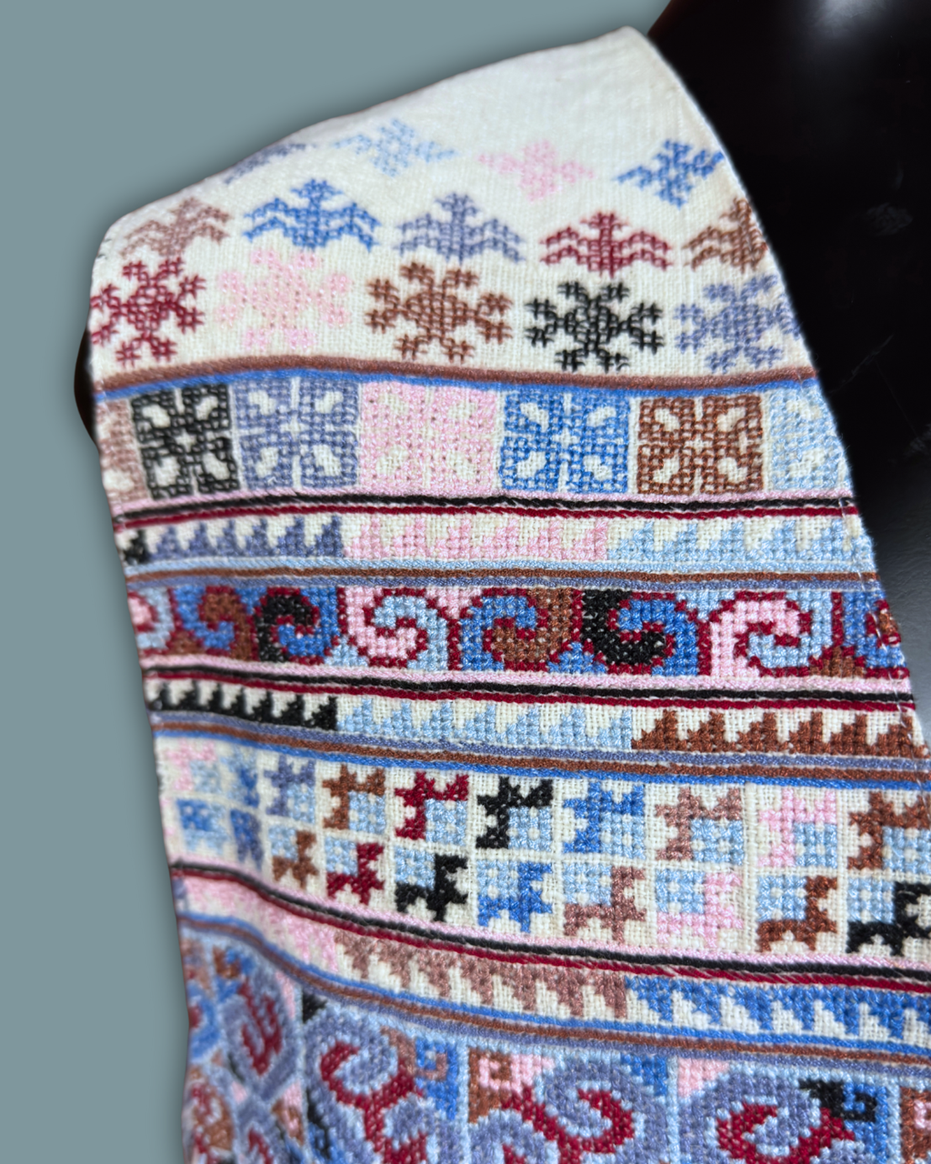 Hilltribe White & Pink Thai Vest